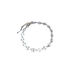 Polished silver titanium steel oval pig nose chain link bracelet on white background