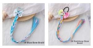 Détails des chouchous tressés colorés avec nœuds scintillants et extensions arc-en-ciel
