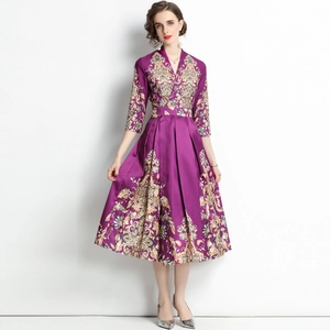 Elegant purple V-neck dress with vintage floral prints and stylish three-quarter sleeves