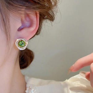Vintage green zircon twist stud earrings with sparkling silver needle for women