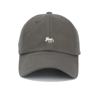 Casquette de baseball gris foncé en coton avec broderie renard blanc et large visière