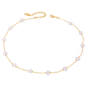 Irregular lavender pearls and gold stainless steel necklace with adjustable lobster clasp