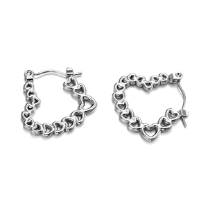 Créoles coeur en argent poli avec motif de coeurs évidés imbriqués pour femmes