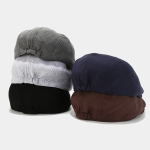 Ensemble de cinq casquettes plates en coton tricoté avec bande élastique pour un ajustement