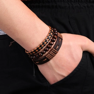 Retro multi-layer men's braided leather bracelet set with brown wooden beads