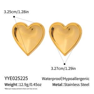 Waterproof 18K gold plated stainless steel heart earrings with dimensions and weight