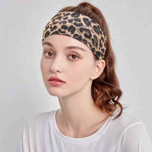 Stylish leopard print elastic headband for women, retro sport yoga sweatband in brown and black