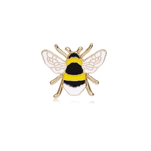 Charming enamel bee brooch with yellow and black dripping oil finish and golden details