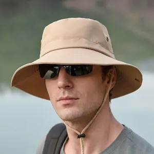 Chapeau de soleil extérieur beige à large bord pour homme avec cordon réglable