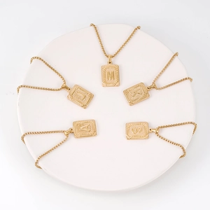 Collares de acero inoxidable 18K dorado con colgantes de letras J M K S A