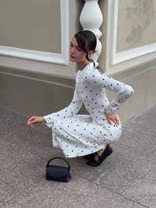 Polka dot long sleeve maxi dress with round neck for an elegant French style
