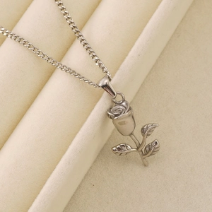 Elegant silver rose flower pendant necklace made of high-quality stainless steel