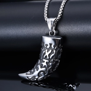 Vintage stainless steel wolf tooth pendant necklace with hollow totem patterns