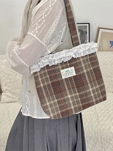 Plaid canvas tote bag with lace trim and heart pattern, Japanese forest style shoulder bag