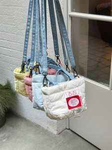 Women Mini Crossbody Bag Quilted Heart Pattern Handheld Tote Magnetic Buckle Polyester Casual Streetwear Lightweight
