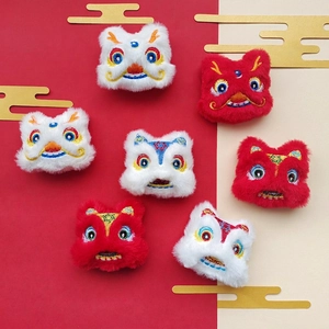 Bambola Danza del Leone in Peluche Ricamata a Mano per Spilla DIY Sciarpa Cappello Accessori Decorazione Tradizionale