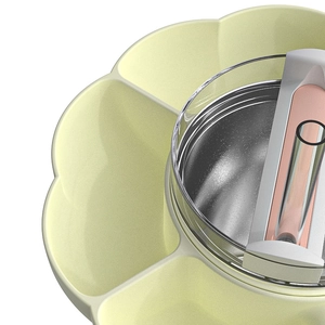 Macro detail of petal-shaped silicone snack platter for 40oz tumblers with divided sections