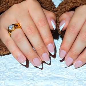 French Tip White Nude Press On Nails Long Almond Shape Full Cover Artificial False Fingernails For Women