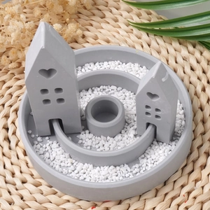 Portacandele casa con cuore con vassoio tondo in cemento e decorazione nordica gesso