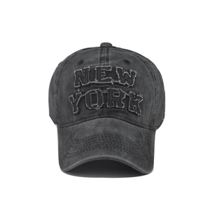 Vintage washed cotton baseball cap with New York embroidery and distressed retro finish