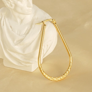 French vintage 18K gold plated oval earrings with honeycomb texture design for women
