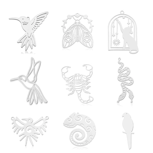 Set of 9 stainless steel animal charms featuring lizards, cats, scorpions, and snakes for DIY