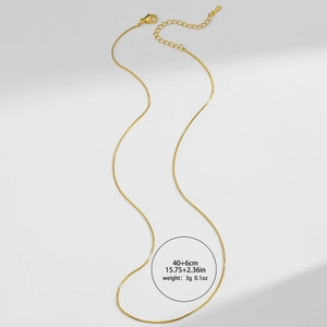 Dettaglio collana a catena box dorata con info taglia 40+6cm e specifica peso 3g oro
