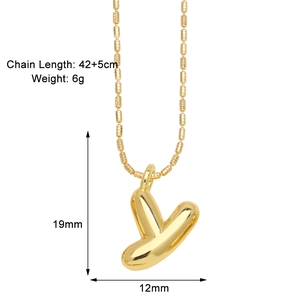 Detail view of gold letter Y necklace with dimensions 19x12mm and 42+5cm chain length