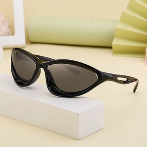 Polarized sports sunglasses for men featuring a black frame and tea-colored lenses
