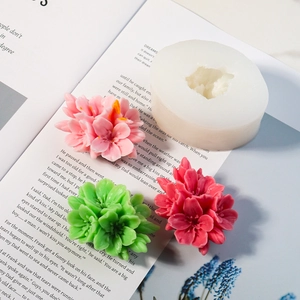 Moule en silicone fleur de cerisier avec pétales 3D détaillés pour savon et résine DIY