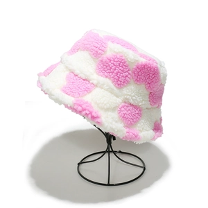 Plush heart pattern bucket hat for women in pink and white lamb wool for winter warmth