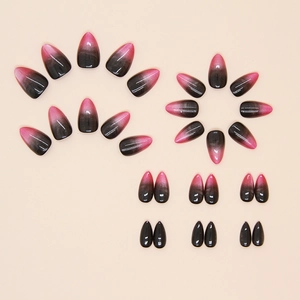 Katzenauge-Fingernägel mit Farbverlauf in Rosarot, Mandelform mit glänzendem Stiletto-Finish