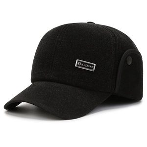 Cappello Da Baseball Invernale Uomo Con Paraorecchie Cotone Spazzolato Caldo Esterno Classico Distintivo Metallico