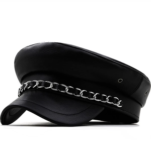 Women PU Leather Newsboy Cap Retro British Style Flat Top Sailor Hat With Silver Metal Chain Fashionable Versatile