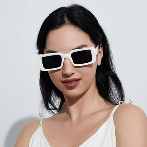 Retro Rectangular Sunglasses PC Frame AC Lens UV400 Protection Trendy Small Square Thick Frame For Women Men