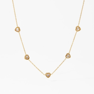 Sparkling gold heart necklace with five clear zircon stones for a minimalist elegant look