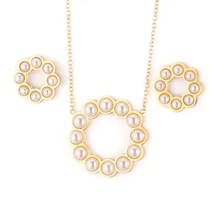 Stainless Steel Shell Artificial Pearl Circular Hollow Pendant Necklace And Stud Earrings Elegant Wreath Jewelry For Women