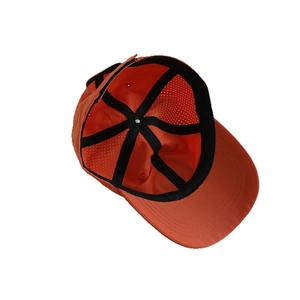 Casquette de baseball orange vif pour enfants avec maille respirante et renfort intérieur
