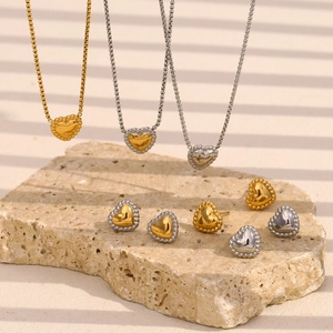Heart Pendant Necklace Stainless Steel 18K Gold Plated Twisted Rope Edge Elegant Fashion Jewelry For Women