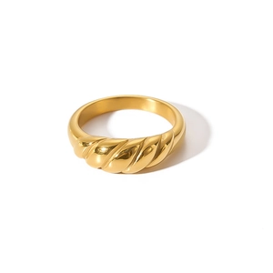18k gold plated stainless steel croissant ring with thick ribbed wave texture