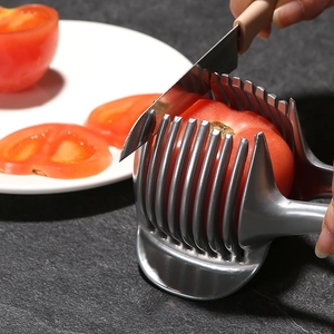 Handgehaltener Manueller Obstschneider Aluminium Kunststoff Rund Tomaten Zitronen Schneideführung Clip Küchenhelfer