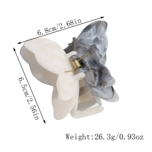 Detailed dimensions of the gradient butterfly hair claw with precise length and weight