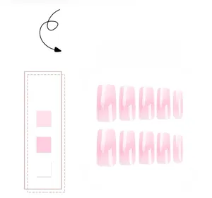 Vue détaillée d'ongles carrés à presser avec dégradé de rose et fini naturel