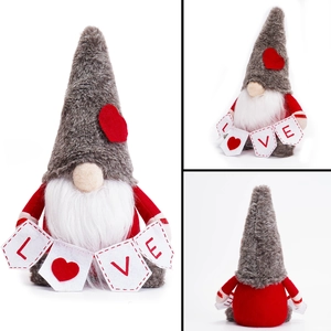 Vues multiples du nain de la Saint-Valentin avec chapeau à cœurs et bannière LOVE