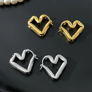 3D heart-shaped gold and silver S925 sterling silver hoop earrings in vintage style