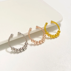 Minimalistischer Angst-Ring aus Edelstahl mit beweglichen Perlen in Gold, Silber, Roségold