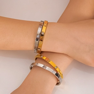 Bracciali a cuore in acciaio inossidabile placcato oro 18k con diamanti donna