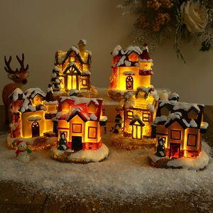 Maison de Noël miniature en résine avec renne et éclairage LED blanc chaud décoratif