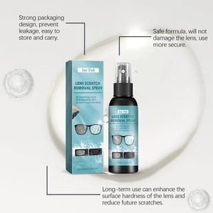 Dettaglio spray antigraffio per lenti con flacone da 100ml e formula professionale sicura