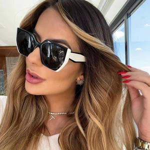 Women Fashion Geometric Oversized Sunglasses PC Frame Wide Temples UV400 Protection Square Cat Eye Shades For Driving Travel Party